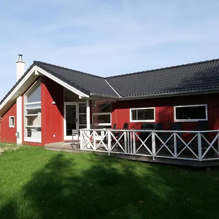 Grosses Familienhaus Mit *